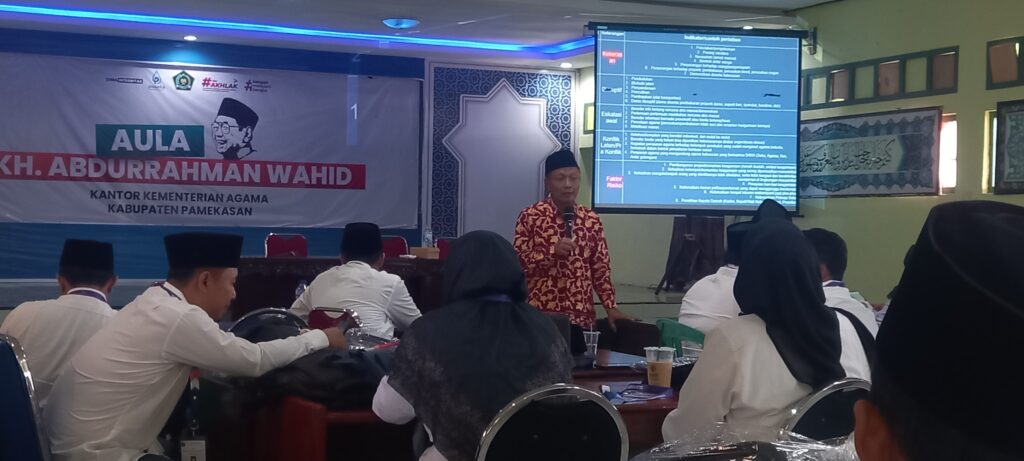 Tingkatkan Kompetensi Penyuluh, Kemenag Pamekasan Gelar Pelatihan Kerukunan Umat Beragama