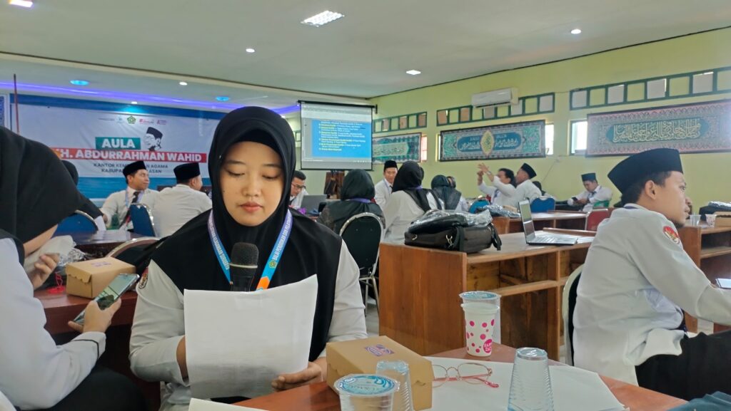 Tegas dan Kritis, Suci Gairahkan Diskusi Moderasi Beragama